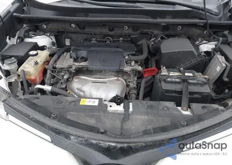 2017 Toyota Rav4 Xle z USA, uszkodzony, nr VIN JTMRFREVXHD209636